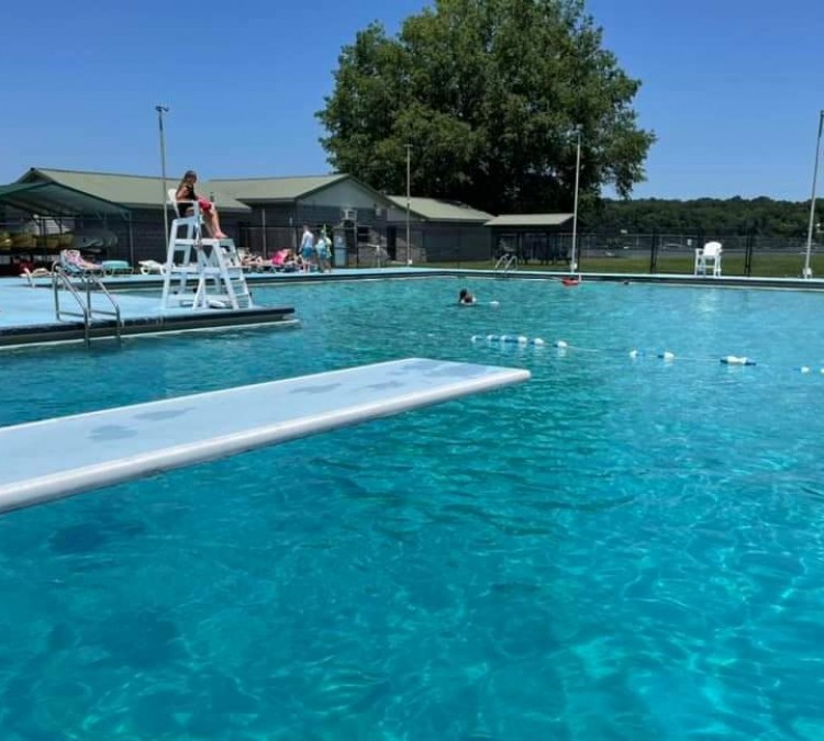 smith-lake-park-pool-photo